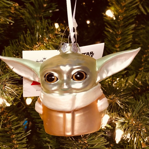 Hallmark Star Wars Blown Glass Christmas Ornament Grogu New W/Tags - Picture 2 of 5
